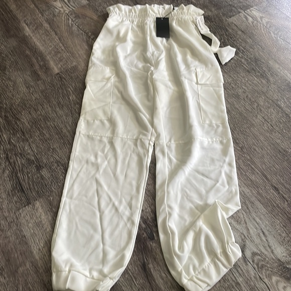 New - Picture 2 of 2